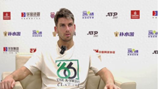 比赛一开始 比赛一开始